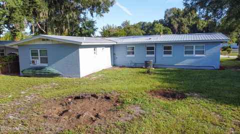 A home in Palatka