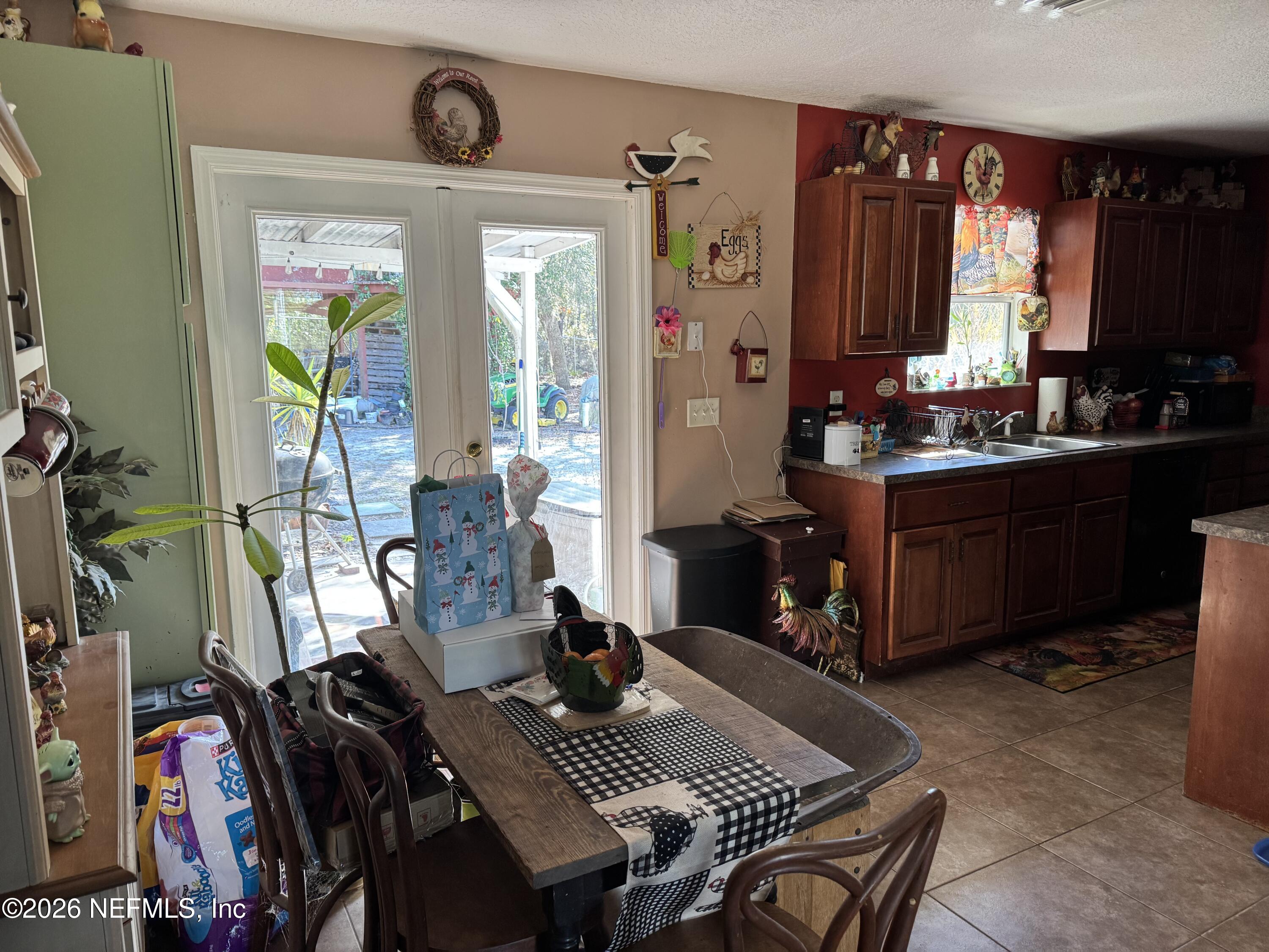 1134 CORAL FARMS Road