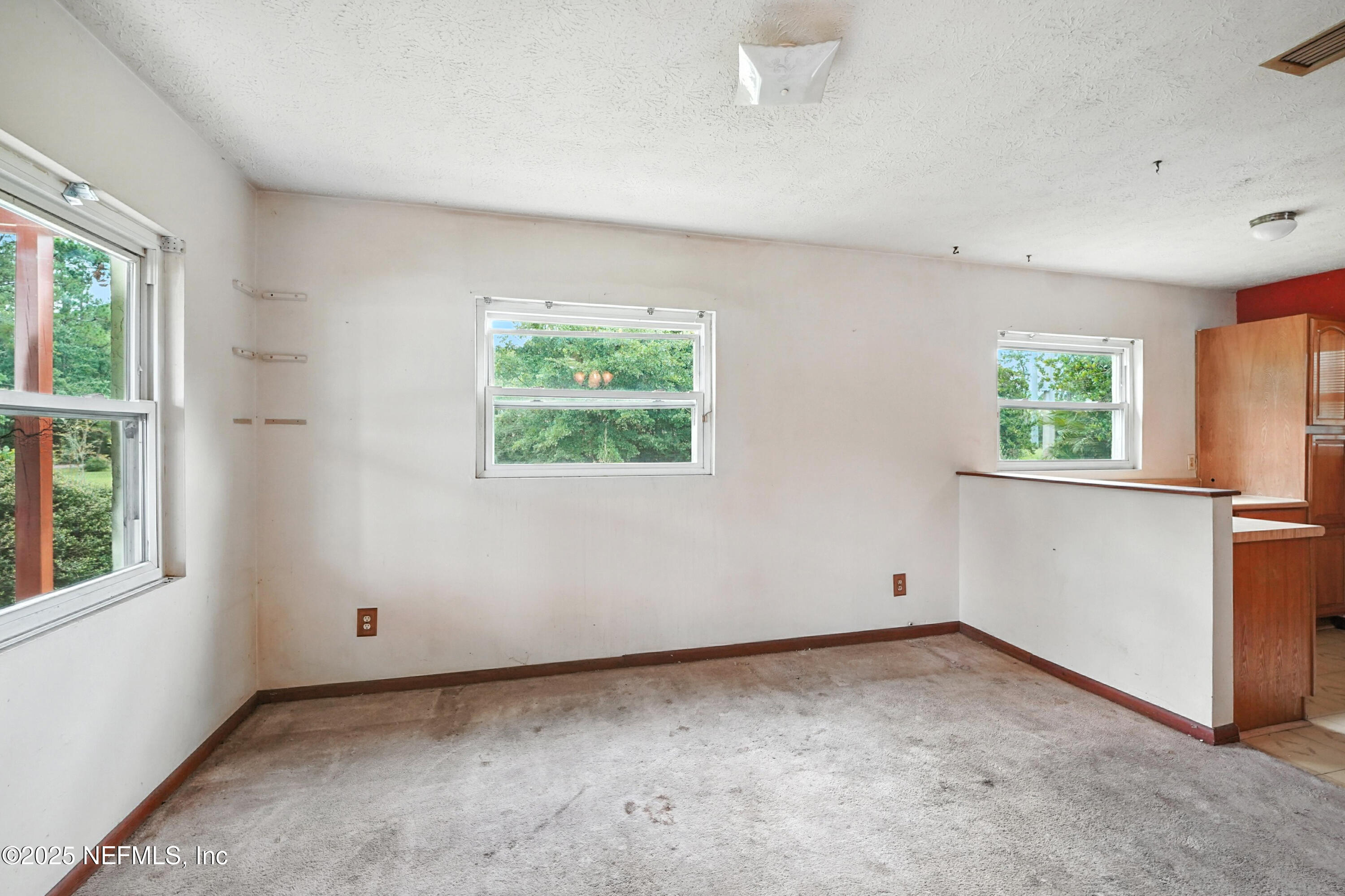 943 NOAH Road