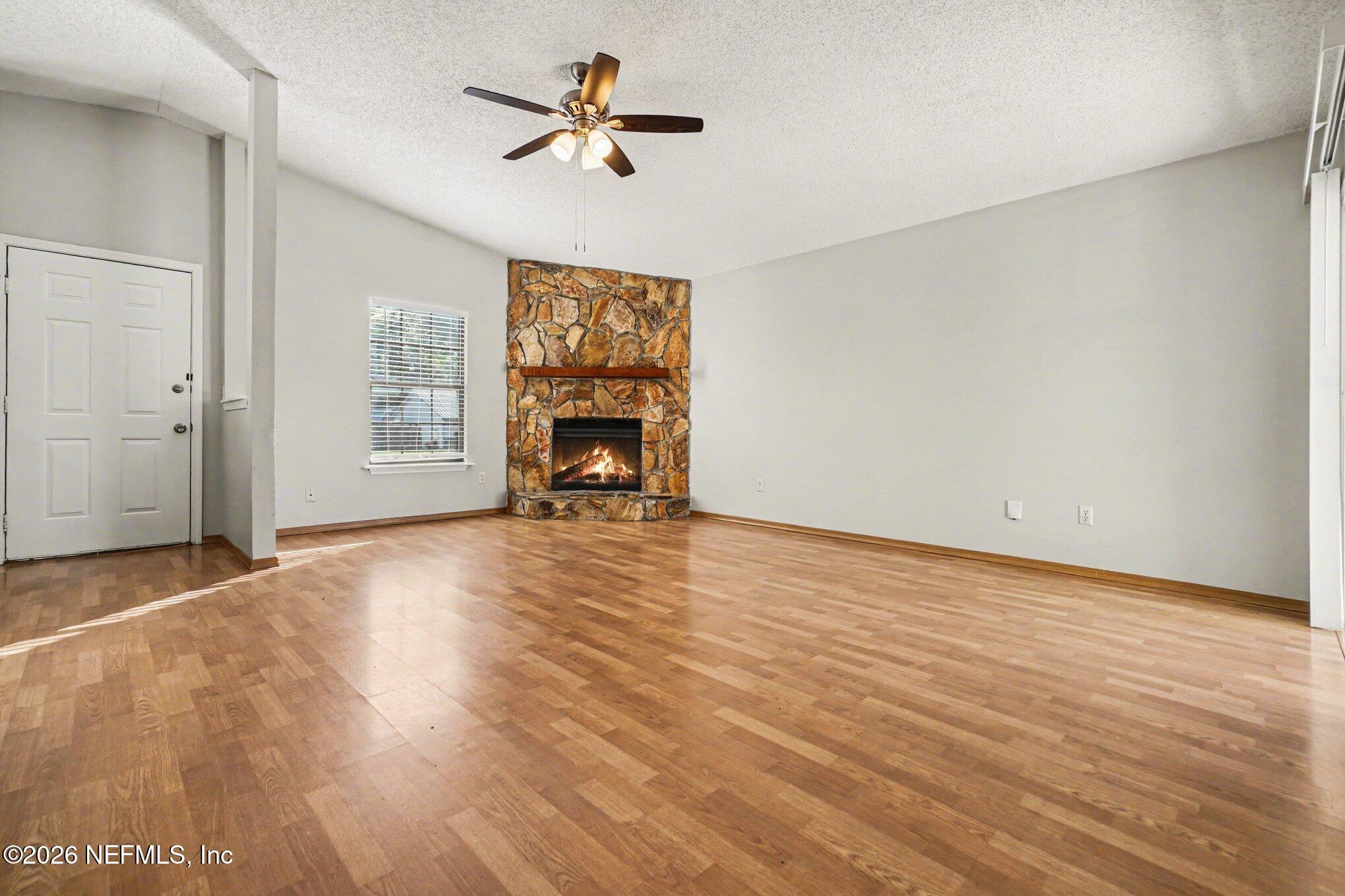 562 JAMES WILSON Circle