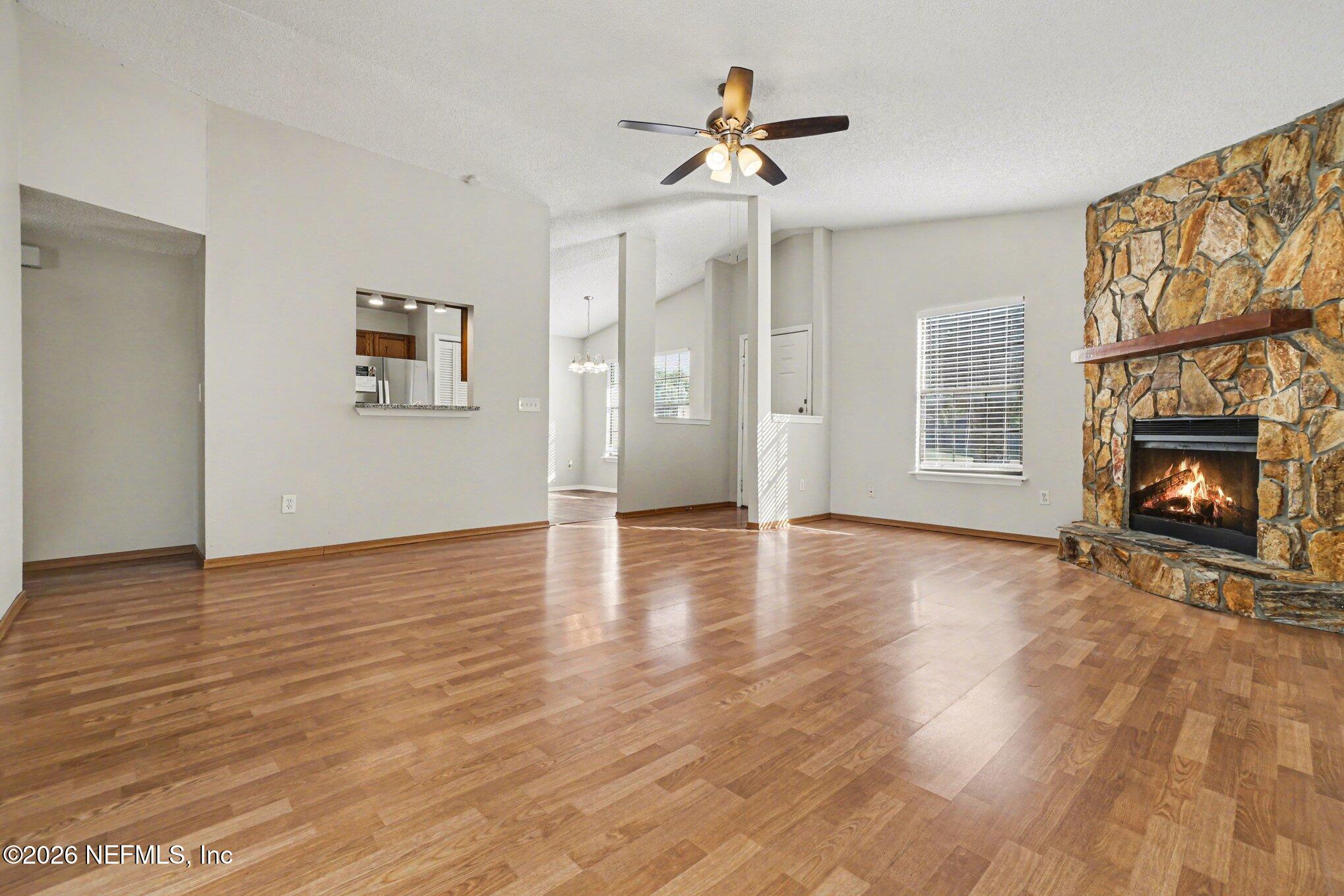 562 JAMES WILSON Circle