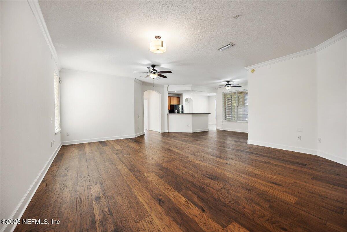 4480 DEERWOOD LAKE Parkway 422