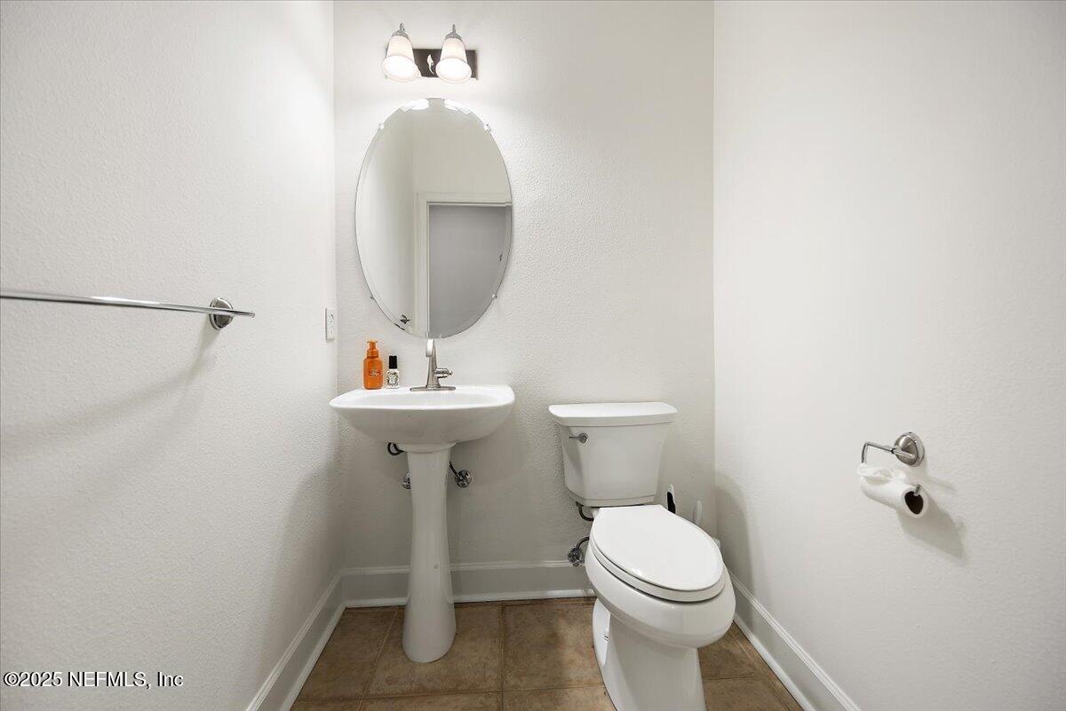 4480 DEERWOOD LAKE Parkway 422