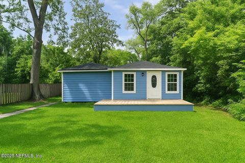 1109 LAKE SHORE Boulevard Jacksonville FL 32205