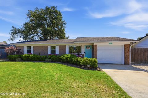 Photo of 2229 S BEACH Parkway, Jacksonville Beach, FL 32250 (MLS # 2143898)