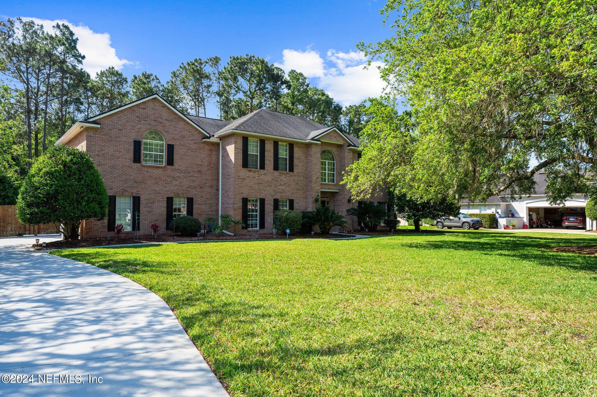 Jacksonville, FL home for sale located at 425 Oak Pond Drive, Jacksonville, FL 32259