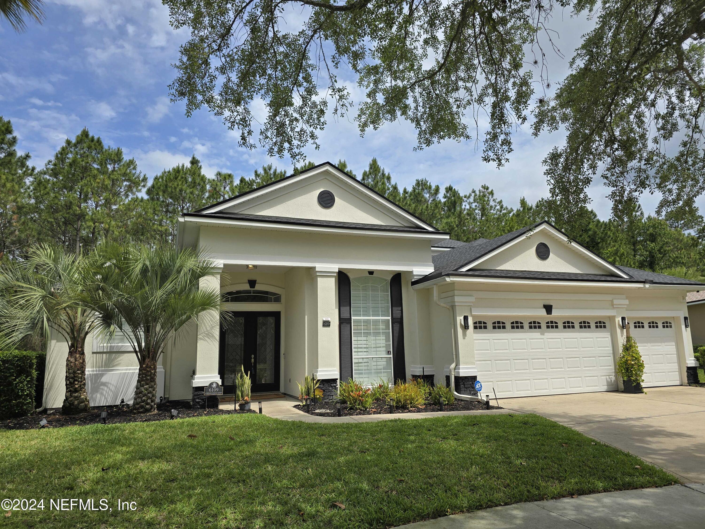 Jacksonville, FL home for sale located at 6109 Kissengen Spring Court, Jacksonville, FL 32258