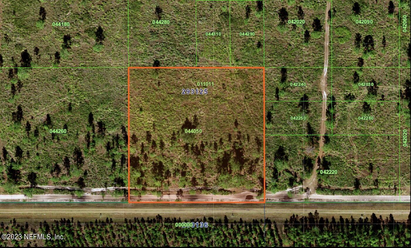 Frostproof, FL home for sale located at Hwy 630 E, Frostproof, FL 33843