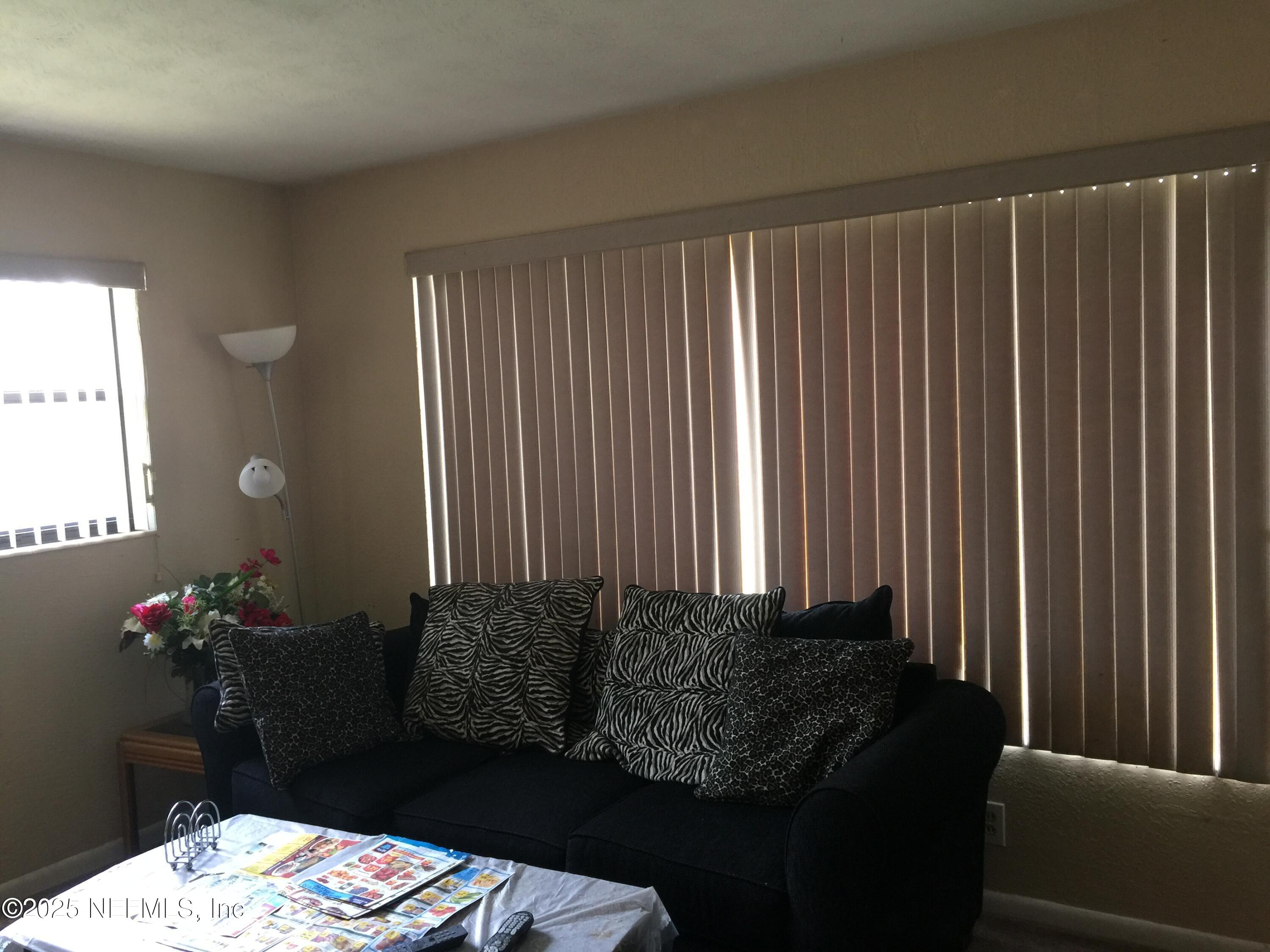 10996 INDIES Drive S