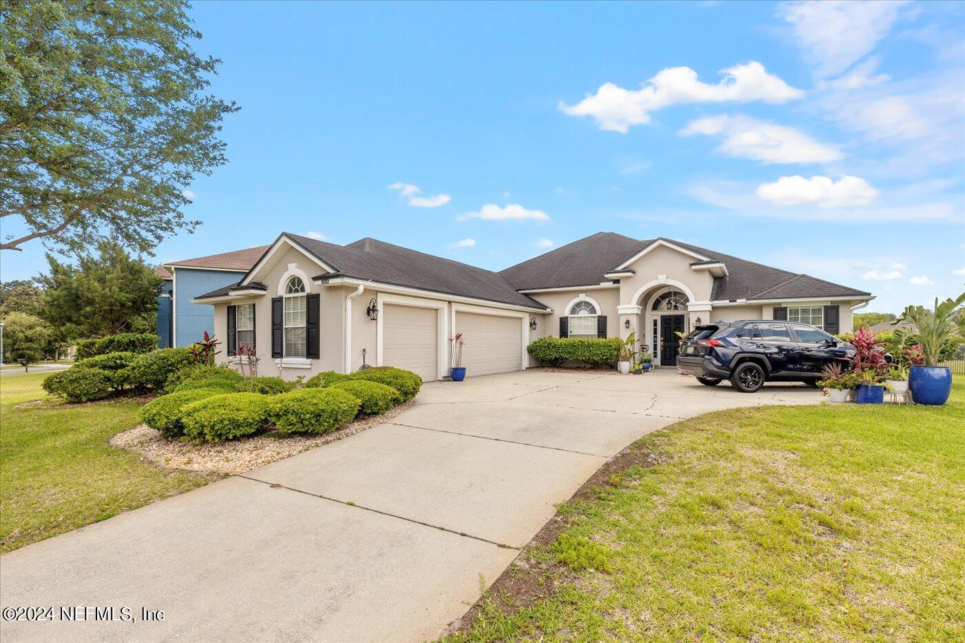Jacksonville, FL home for sale located at 3646 Victoria Lakes Drive N, Jacksonville, FL 32226