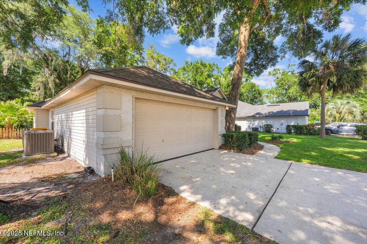 2867 EVERHOLLY Lane