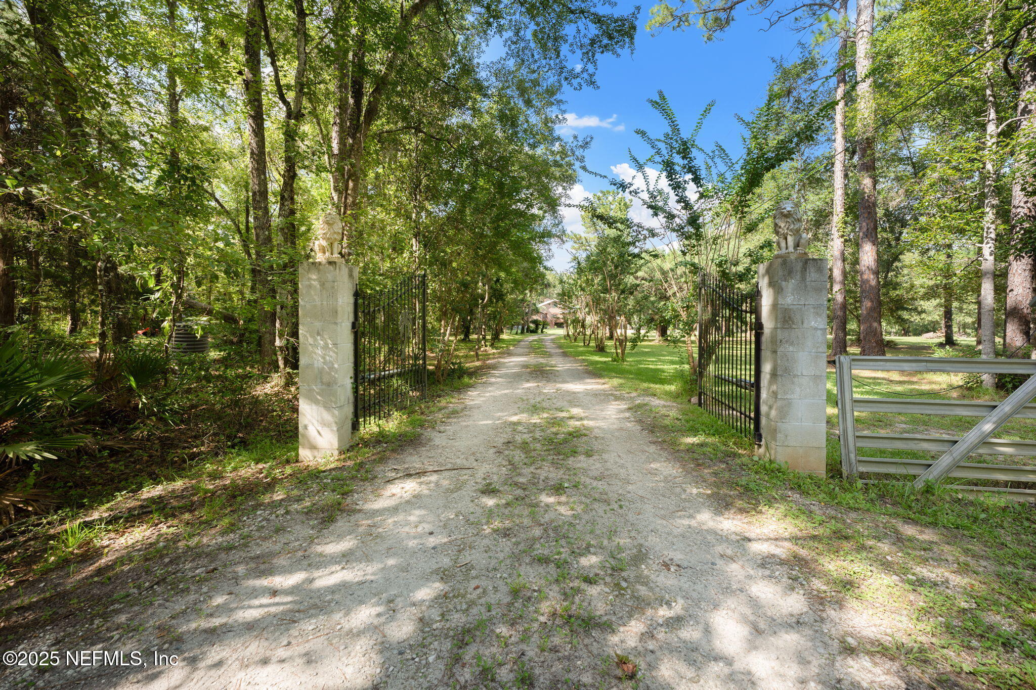 3900 SKIPPER Road