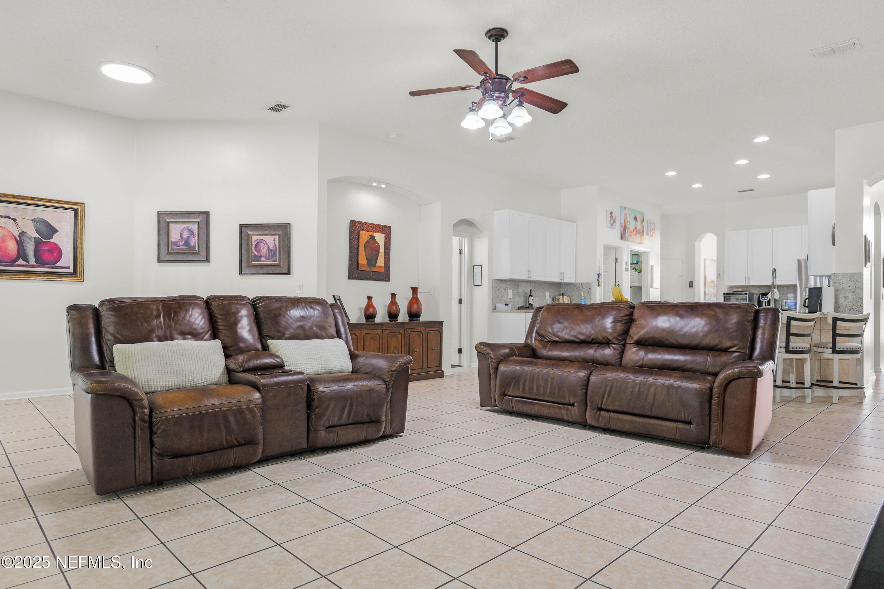 3781 VICTORIA LAKES Drive E