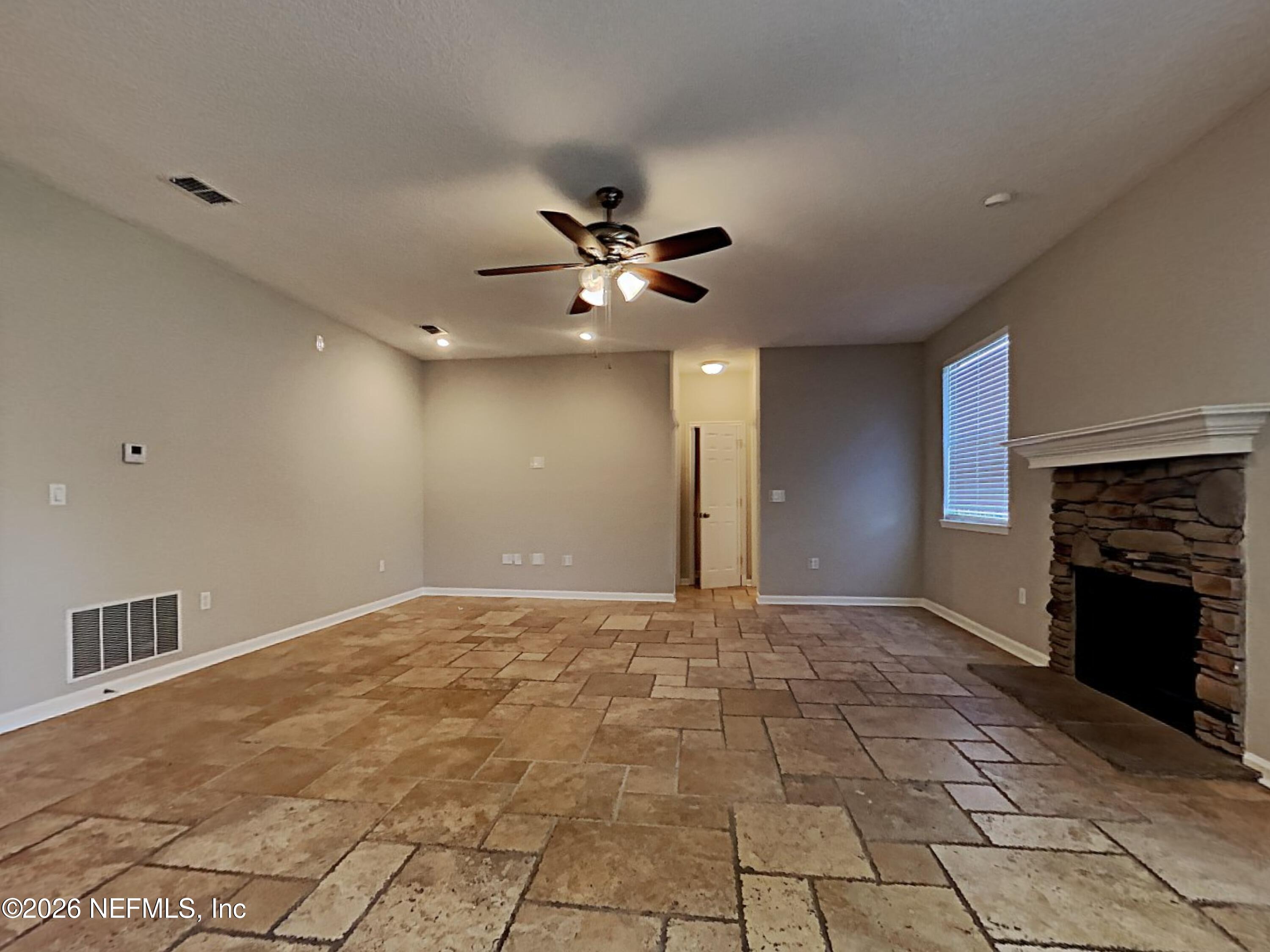 3712 BRIAR Lane