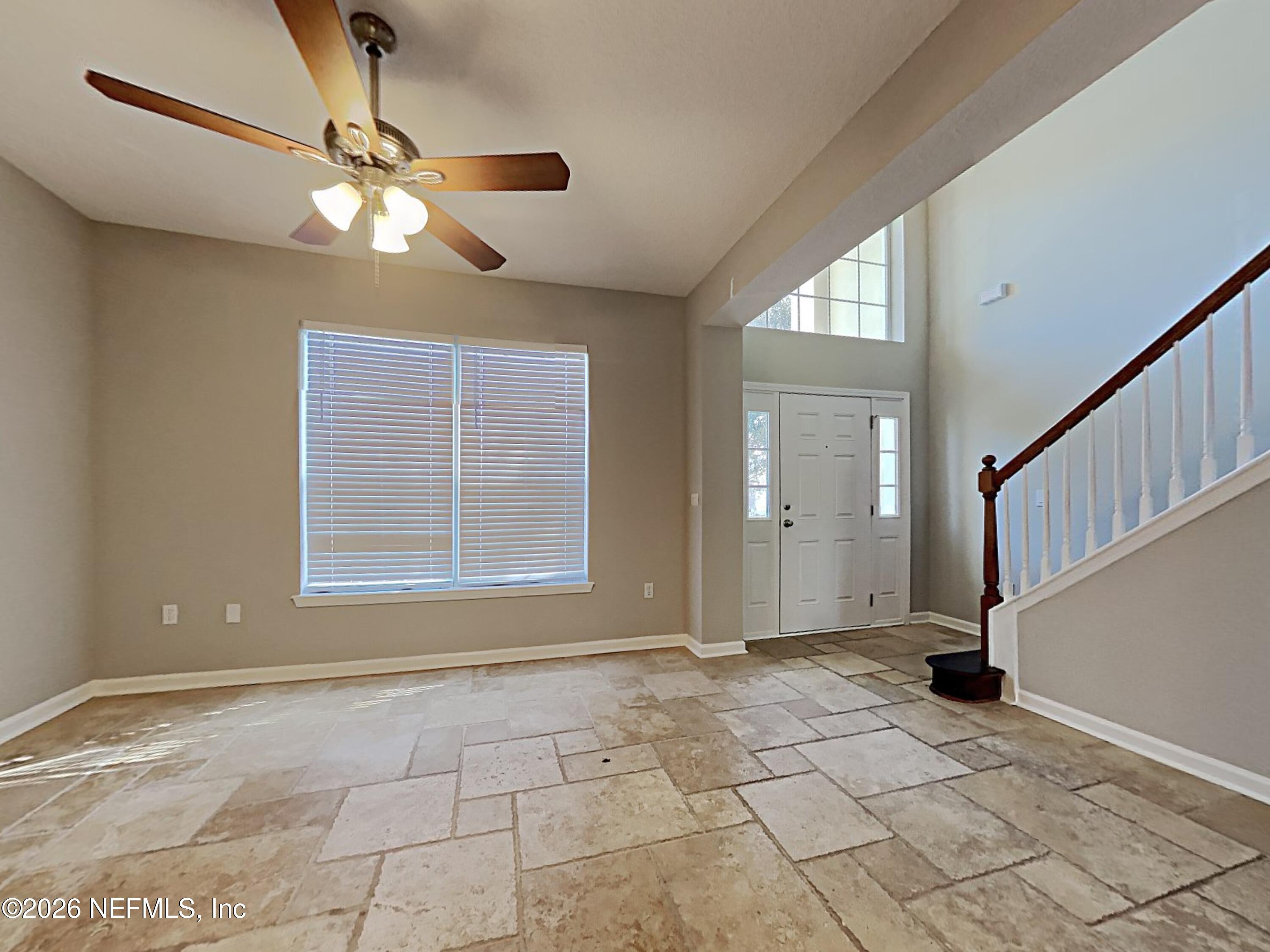 3712 BRIAR Lane