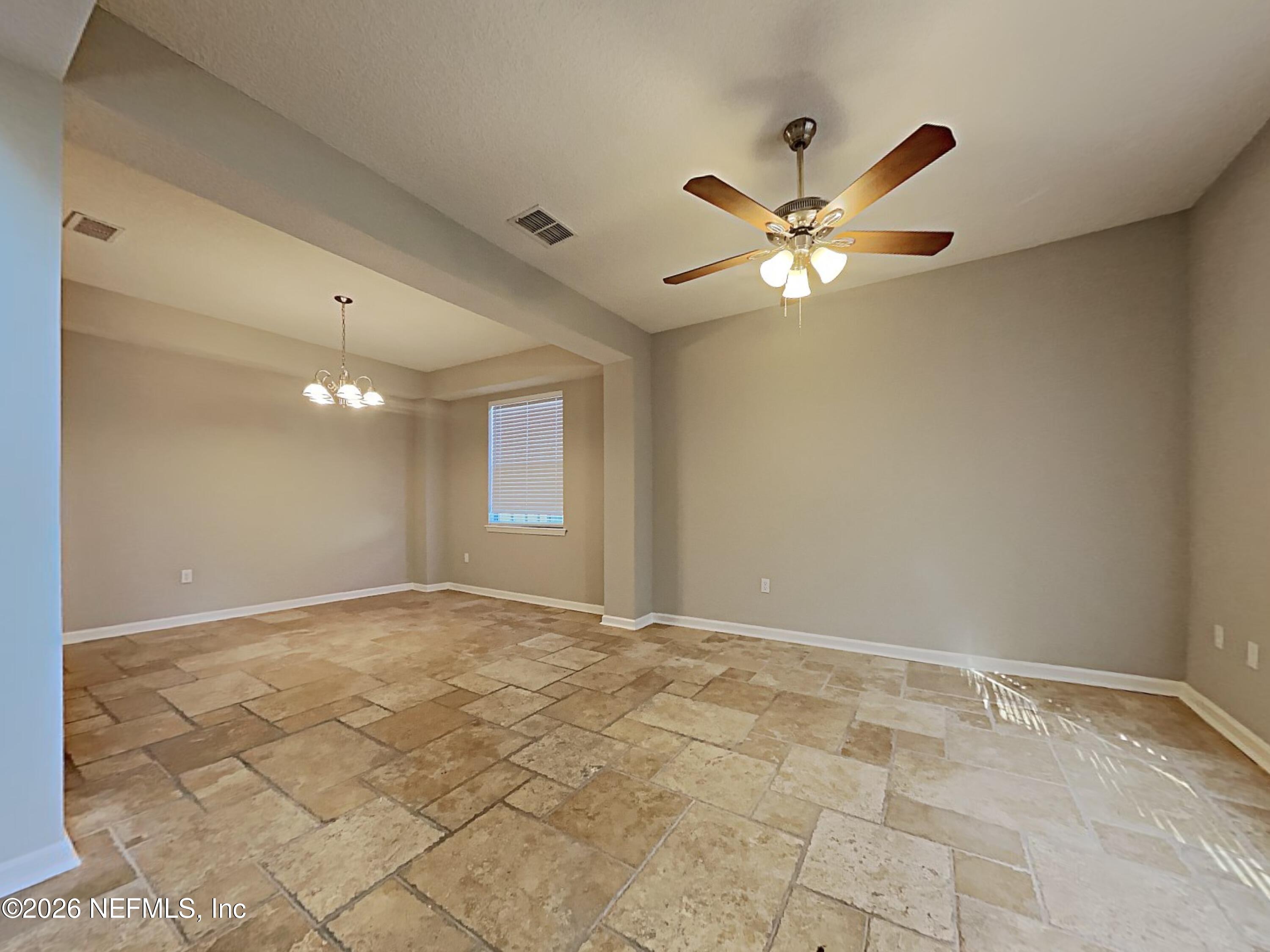 3712 BRIAR Lane