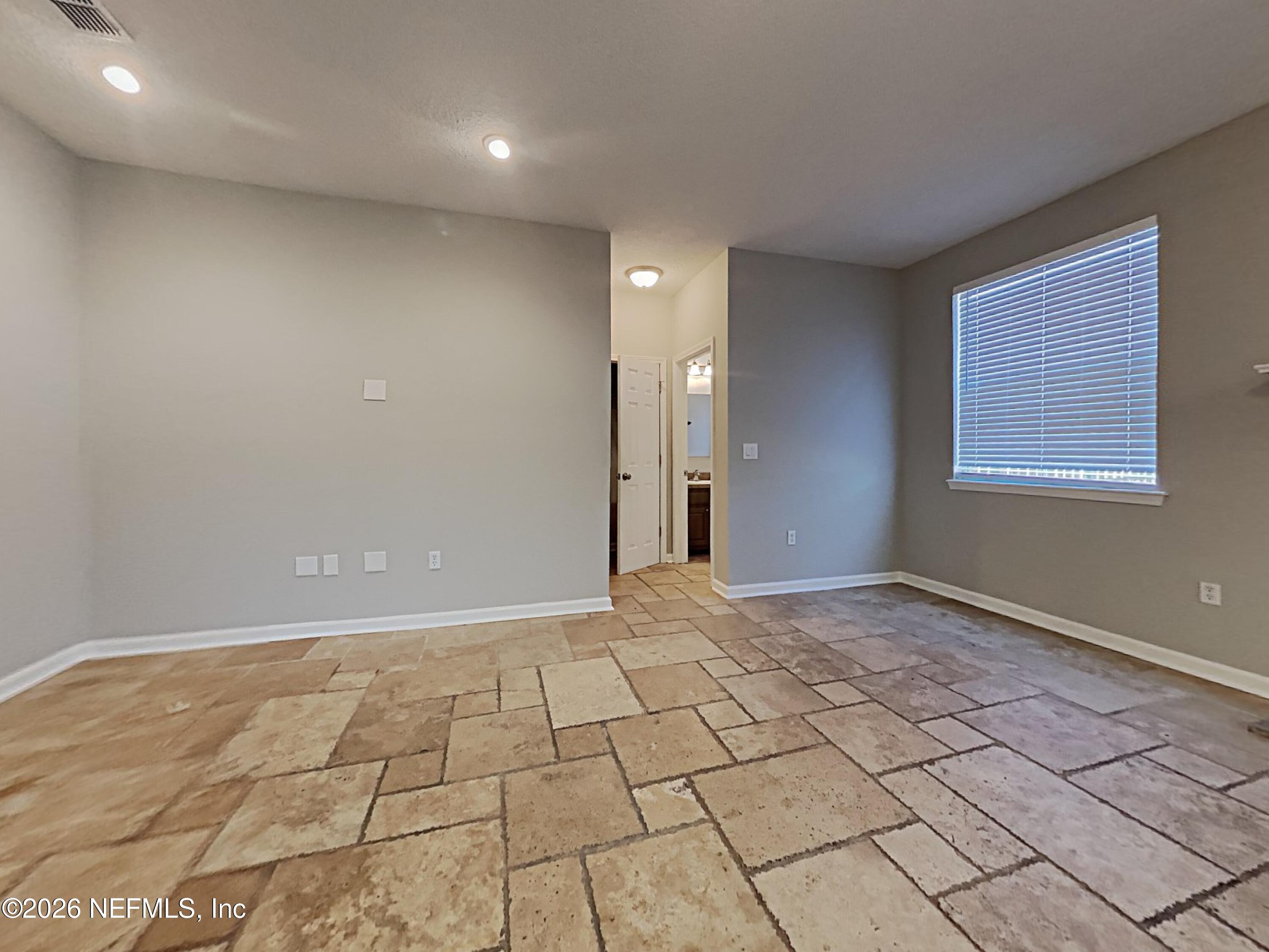 3712 BRIAR Lane
