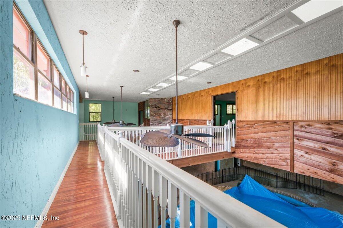 1645 FOREST HILLS Road