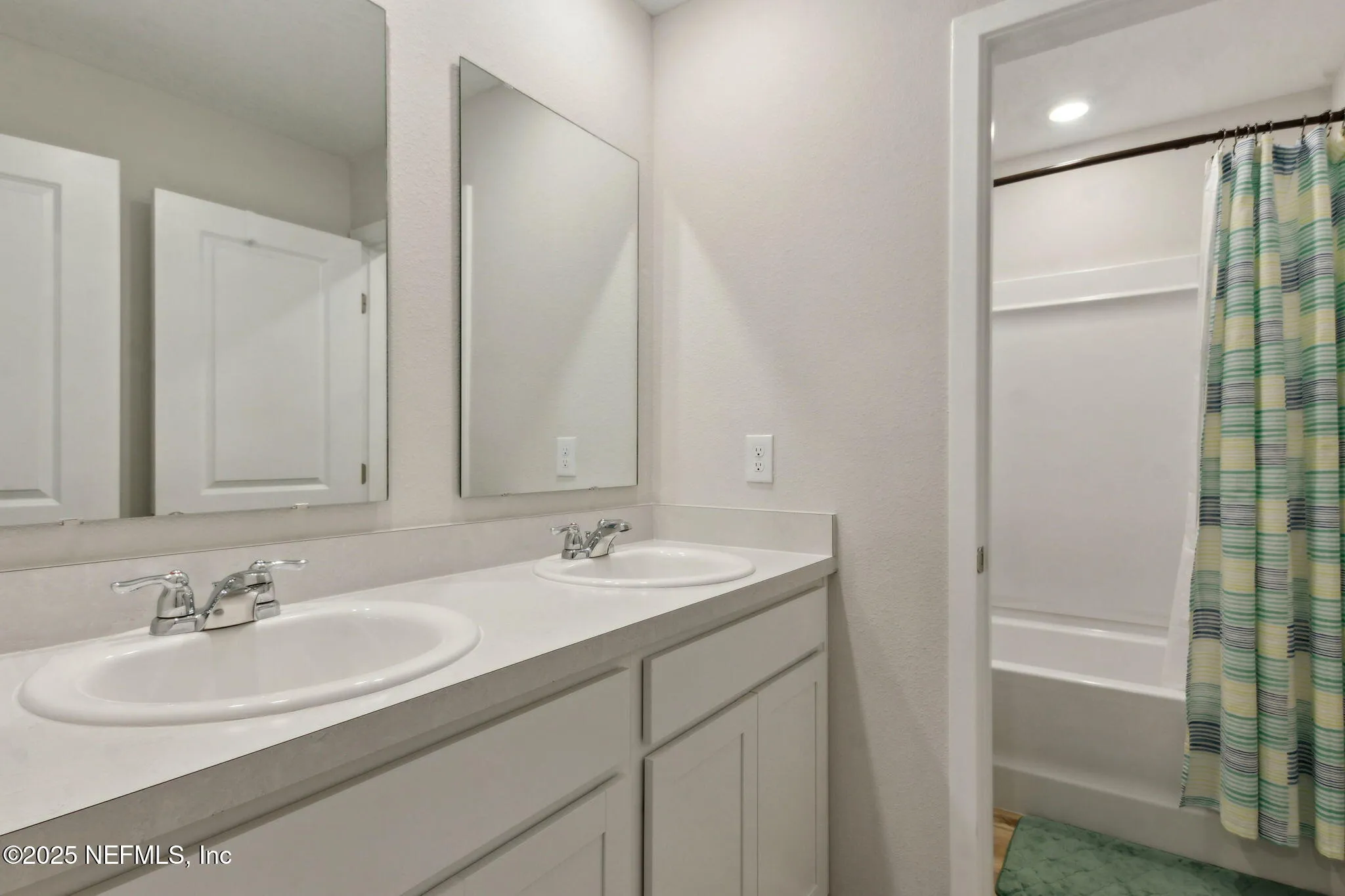 Jacksonville, Florida 32218, United States, 4 Bedrooms Bedrooms, ,3 BathroomsBathrooms,Residential,Active,194369