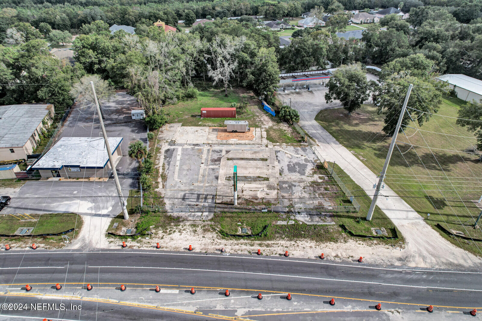 10927 N MAIN Street