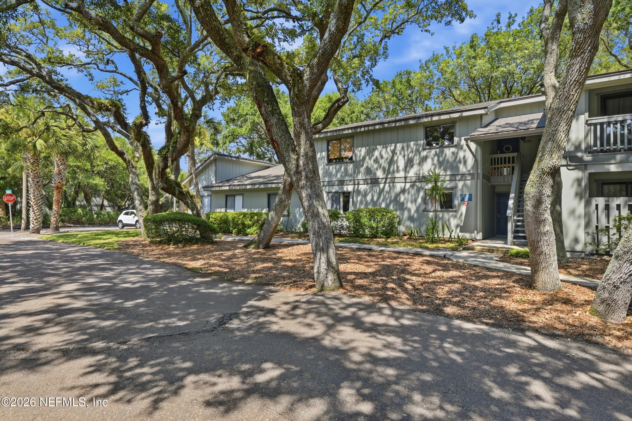 Photo 1 of 16 — 2700 MIZELL Avenue 102A, Fernandina Beach, FL 32034