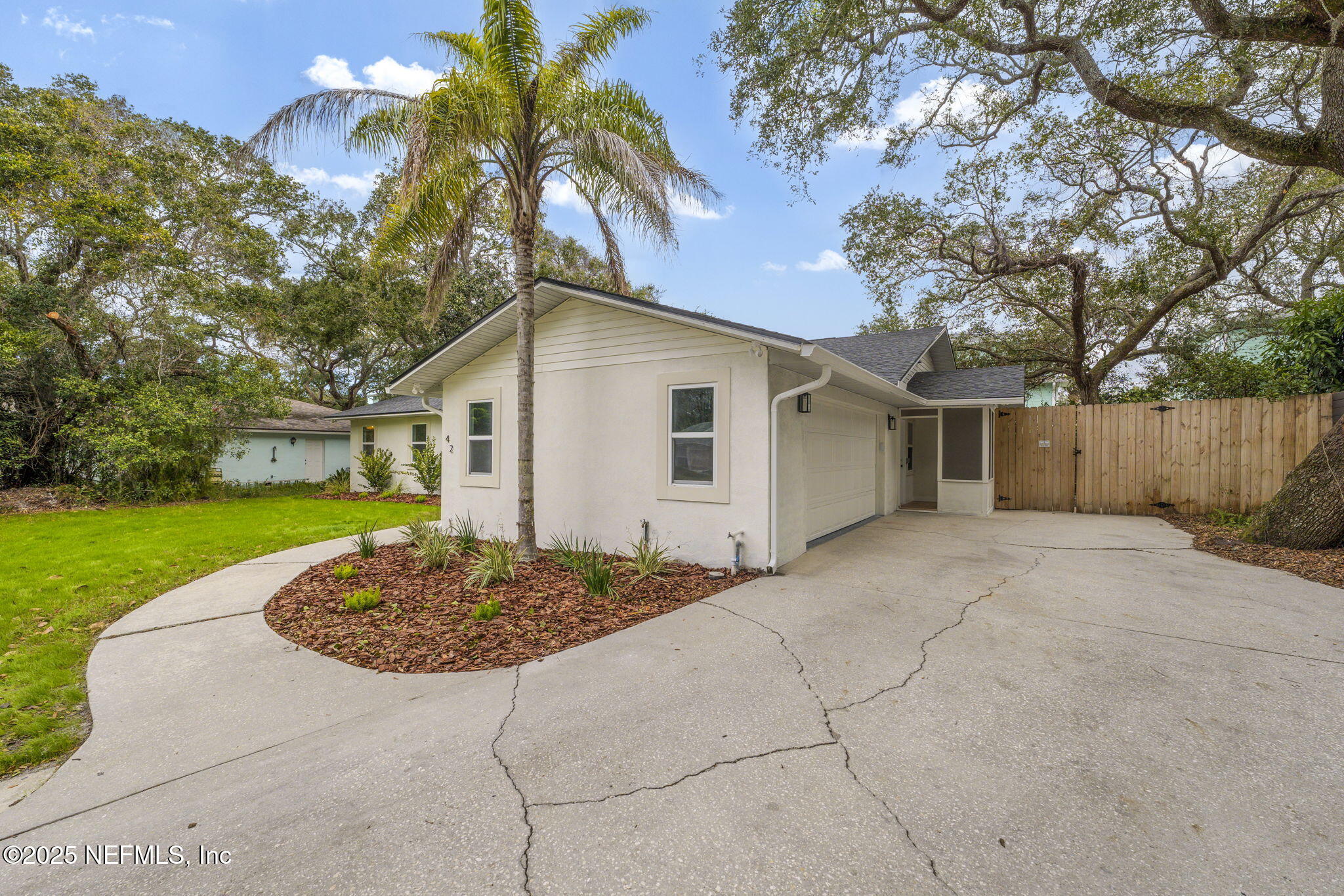 42 LEE Drive