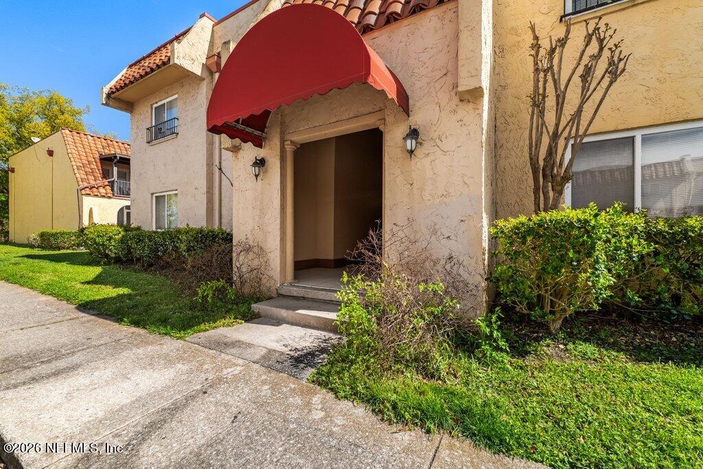 3914 TOREADOR Court 4