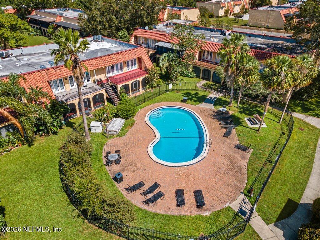 3914 TOREADOR Court 4