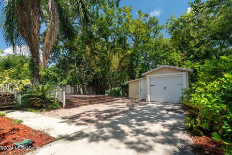 A home in Jacksonville