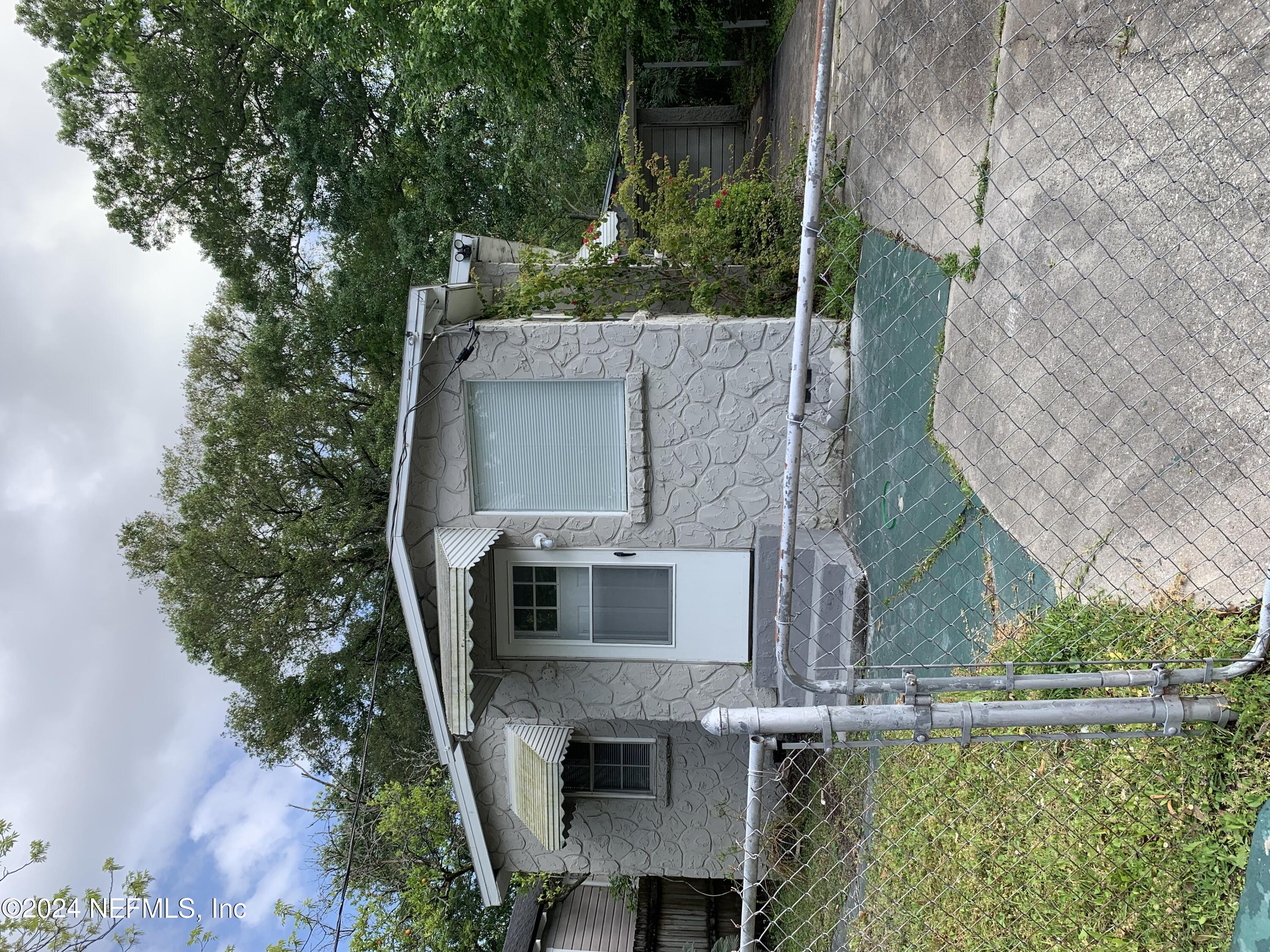 Jacksonville, FL home for sale located at 2070 Woodside Street, Jacksonville, FL 32209