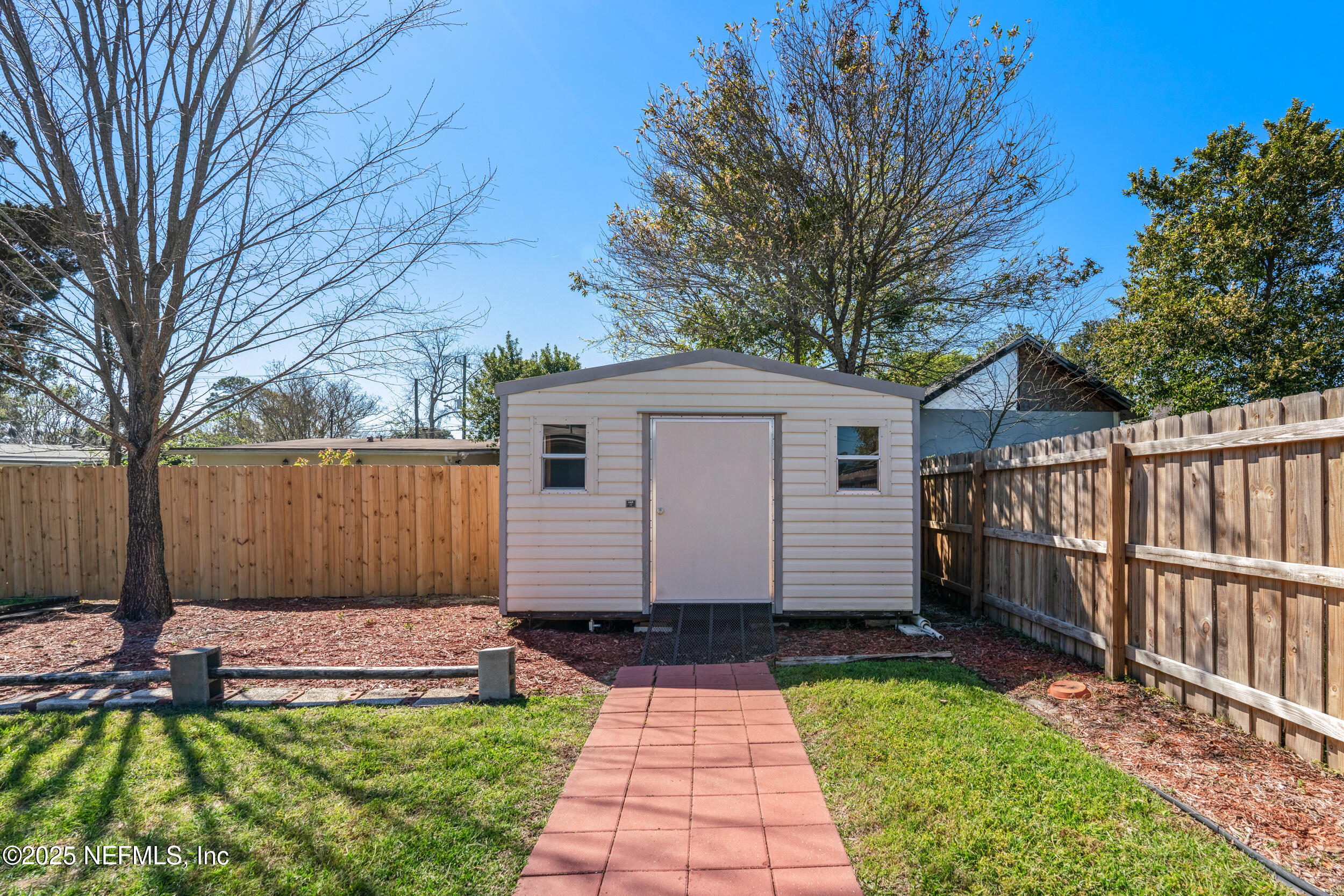 11212 AMERICANA Lane