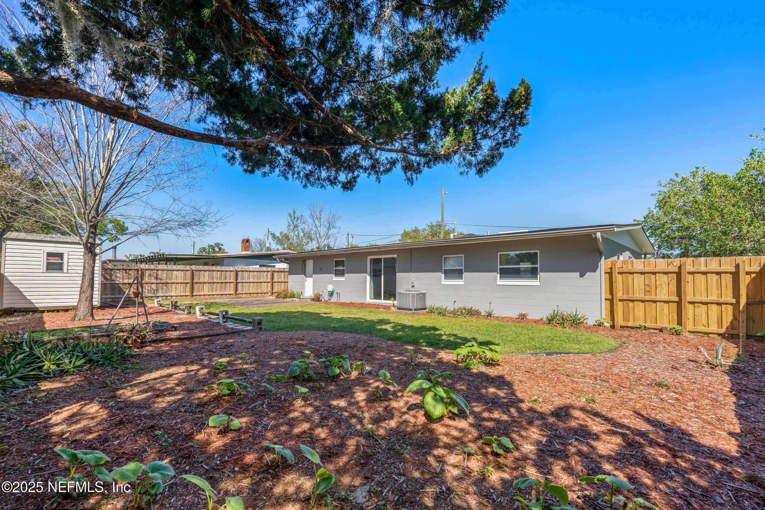 11212 AMERICANA Lane