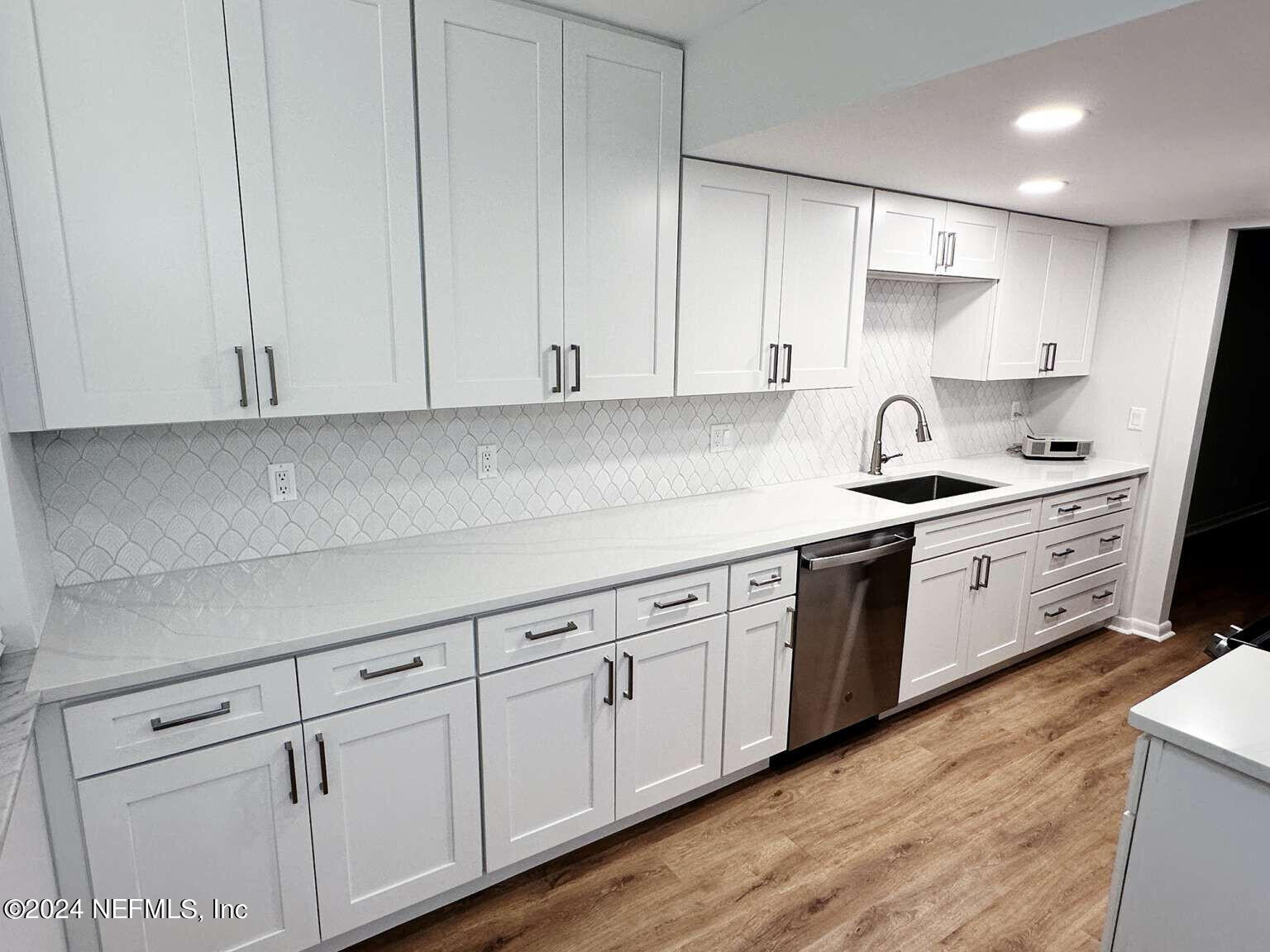 1820 SEVILLA Boulevard 102