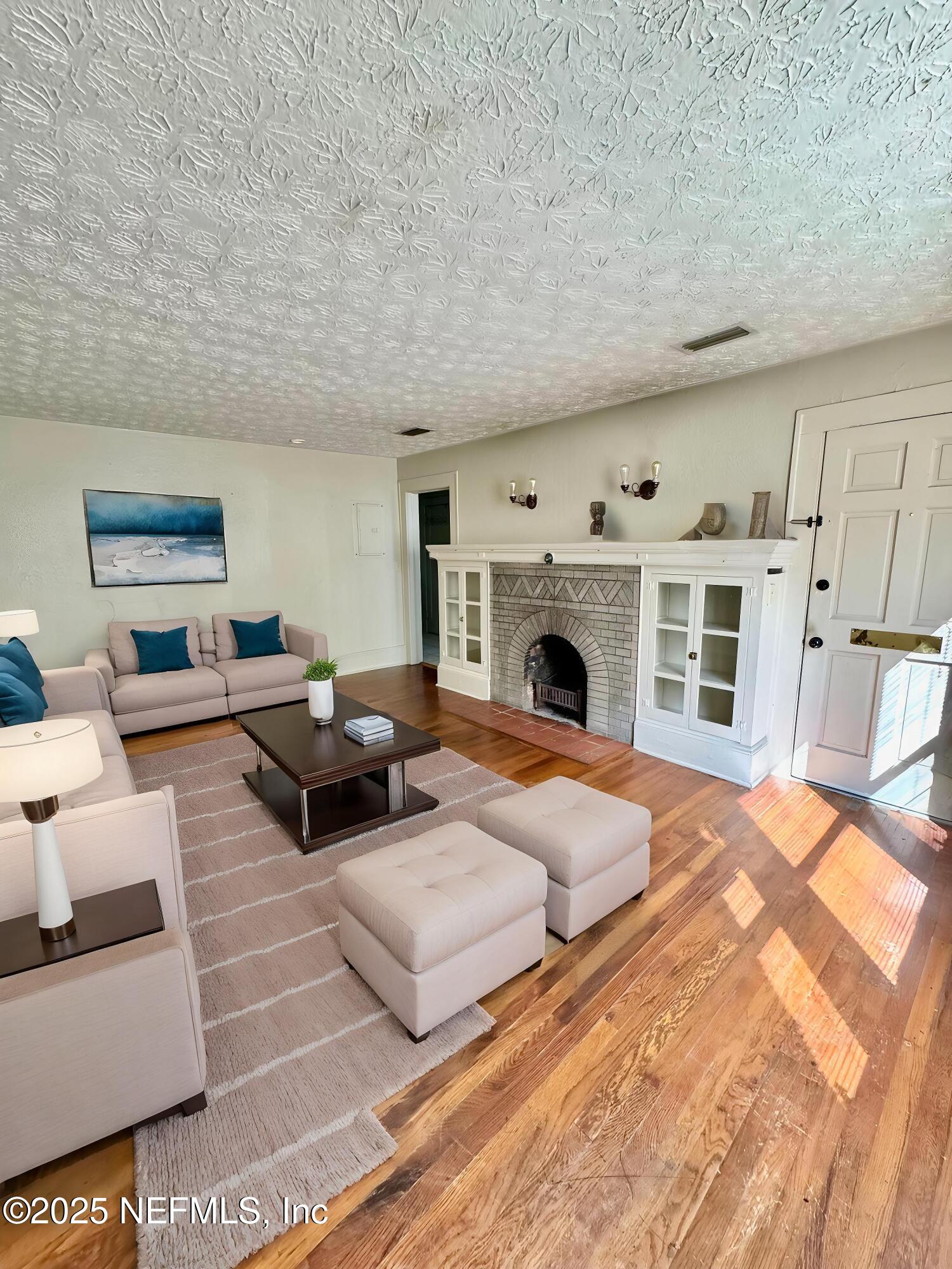 1402 JAMES Street