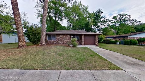 Photo of 8311 SANTMAN Court, Jacksonville, FL 32221 (MLS # 2145125)
