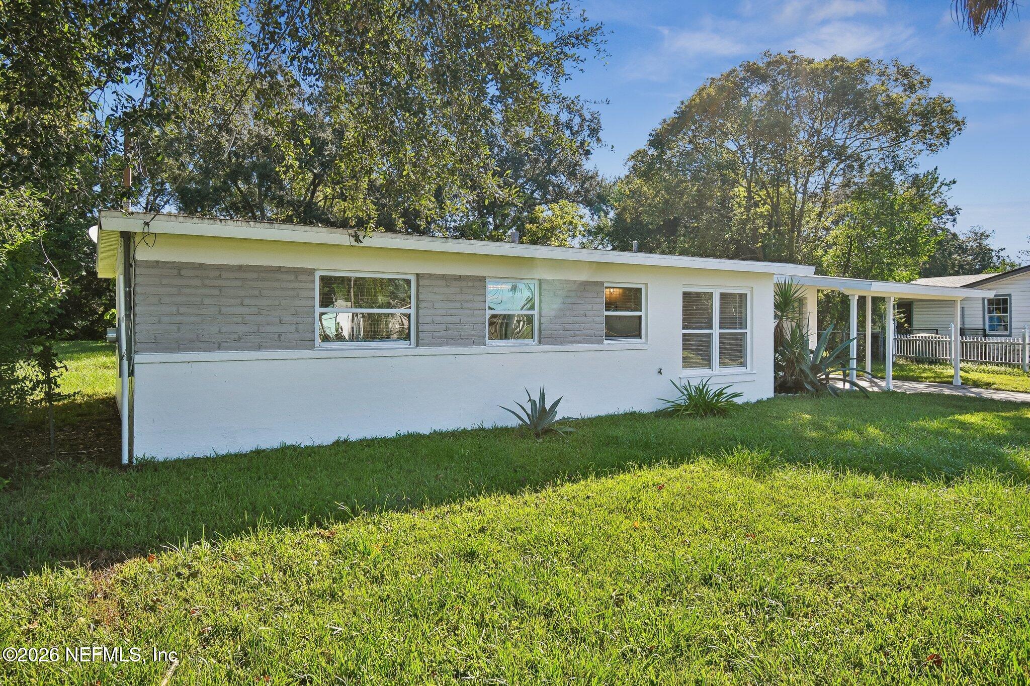1827 FIJI Court