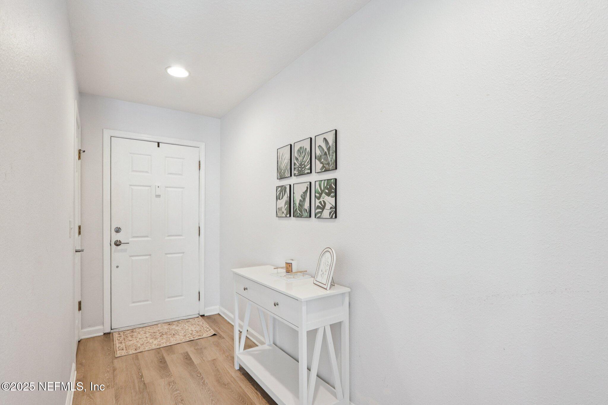 832 BLACK CHERRY Drive S