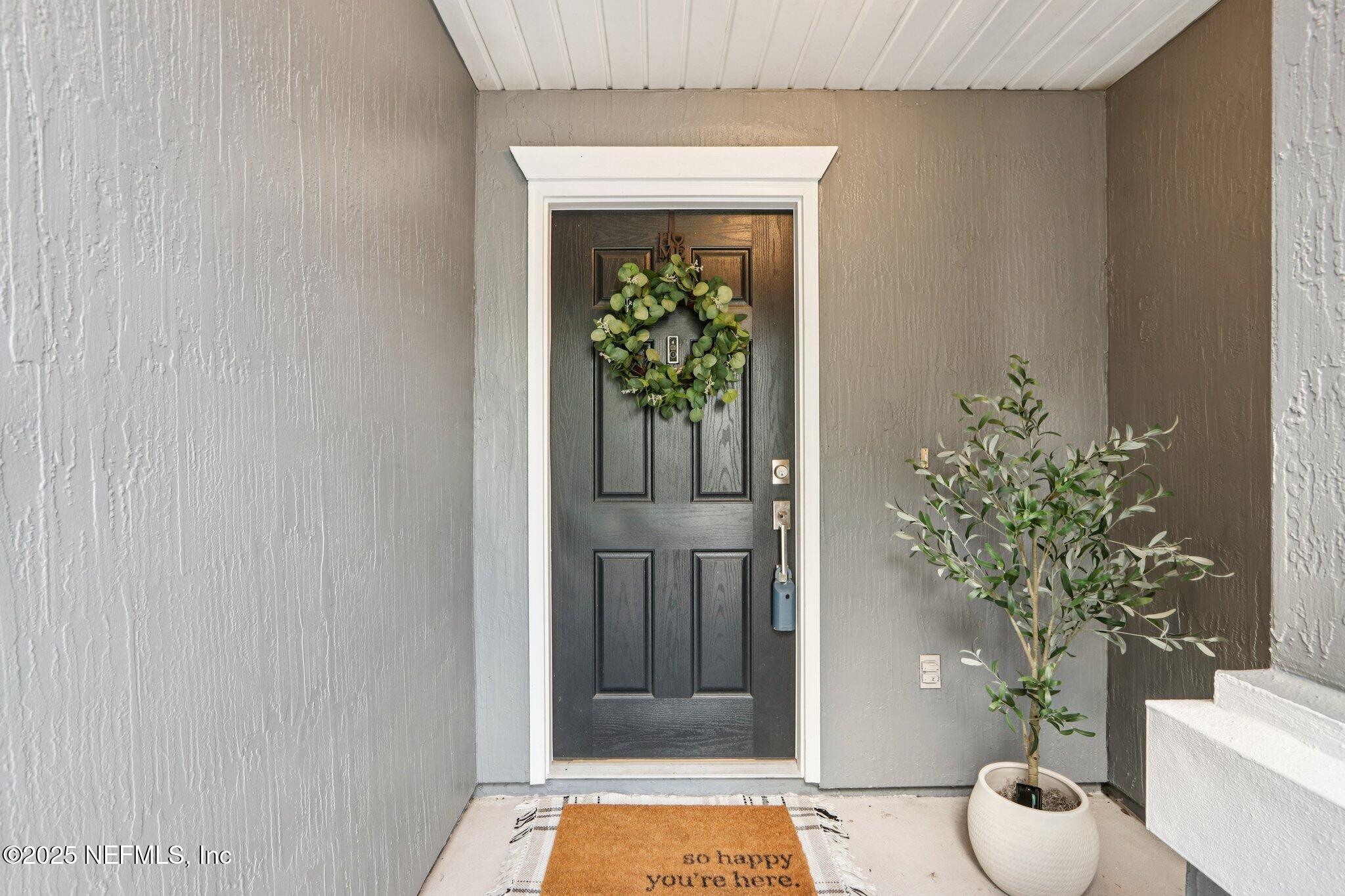 832 BLACK CHERRY Drive S