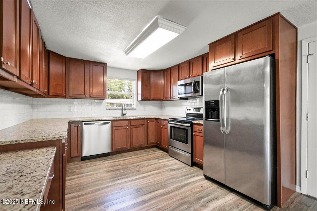 4158 CUMBRIAN GARDENS Lane