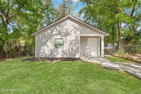 Photo of 1071 N CANAL Street, Jacksonville, FL 32209 (MLS # 2142791)