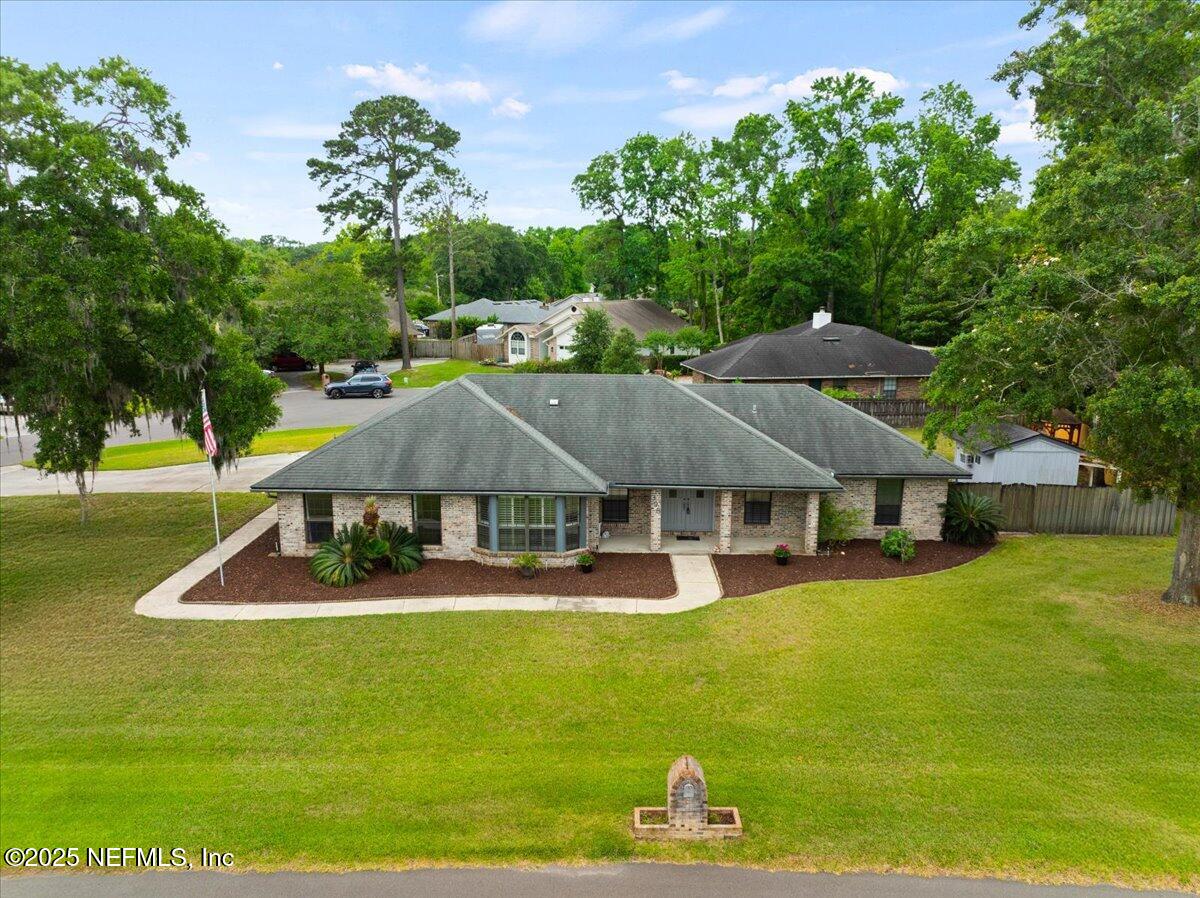 398 LOS PALMAS Drive