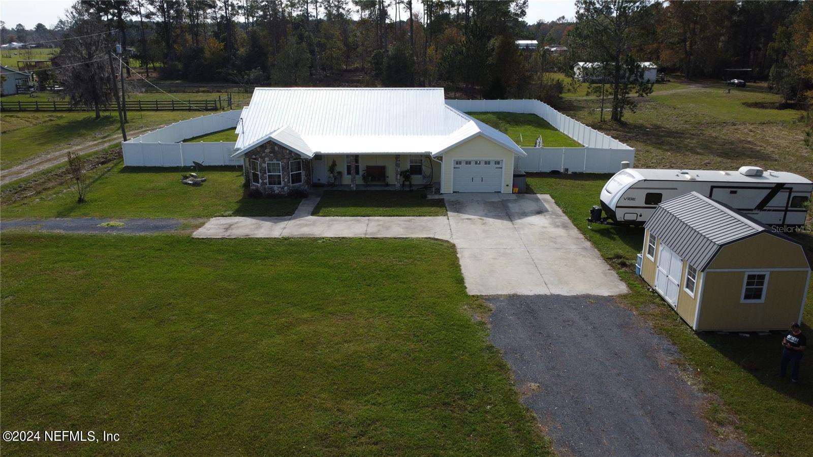 Starke, FL home for sale located at 6868 NW 229a County Roa, Starke, FL 32091