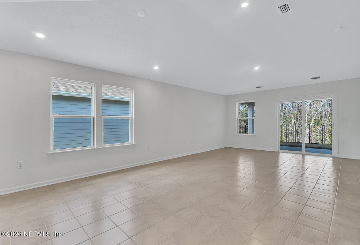 712 PANTHER LAKE Parkway