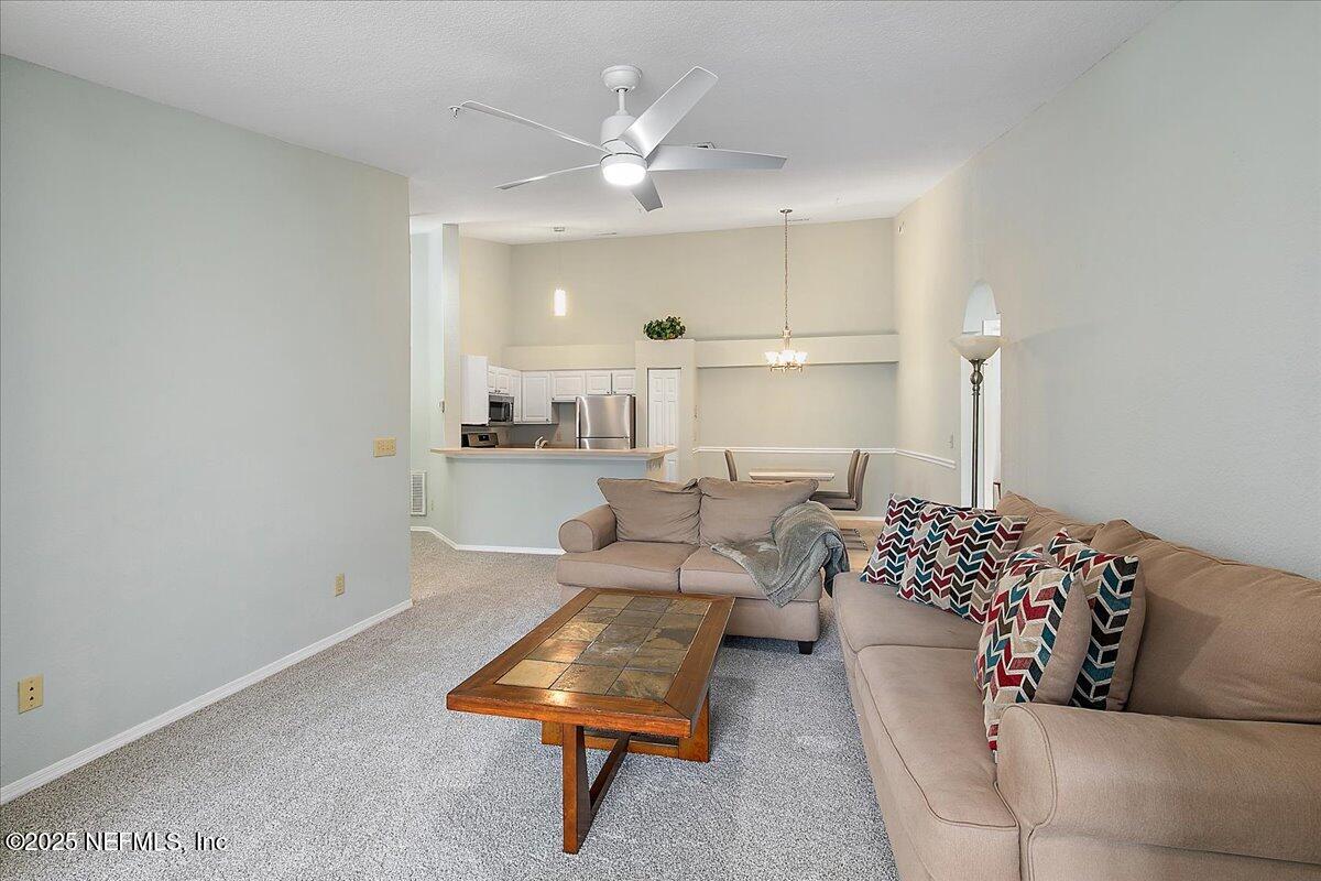 13810 SUTTON PARK Drive 1521