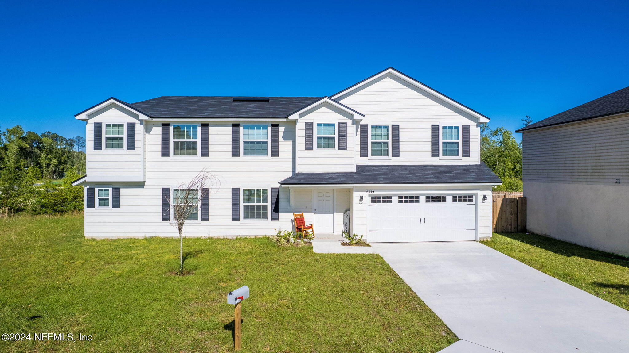 Jacksonville, FL home for sale located at 6619 Gentle Oaks Drive E, Jacksonville, FL 32244