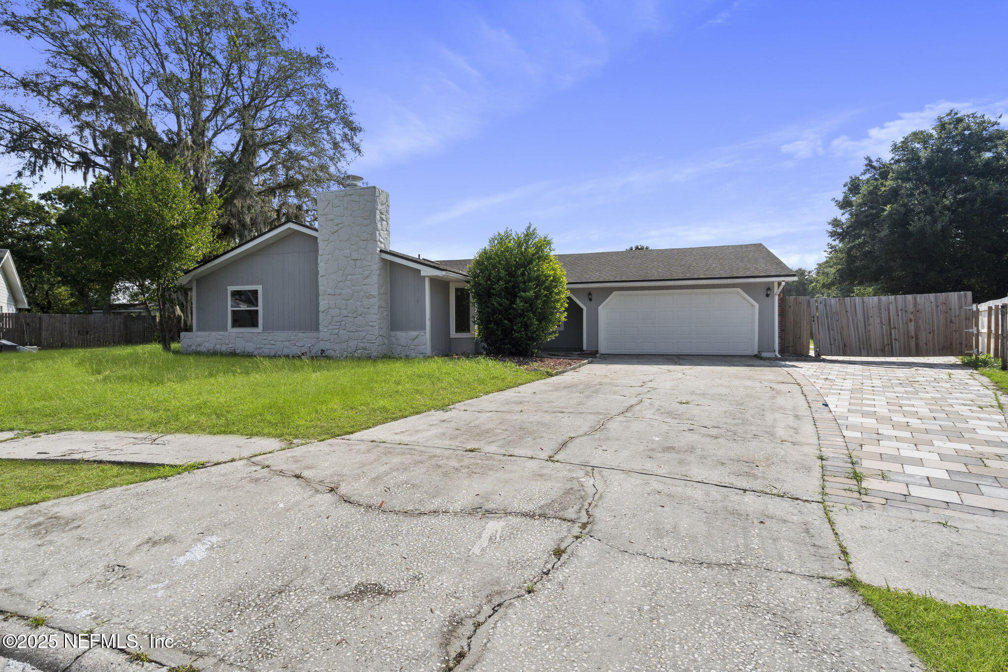 11050 OAK RIDGE Drive N