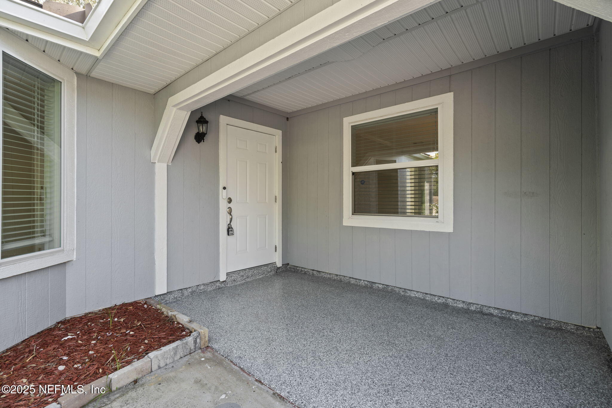 11050 OAK RIDGE Drive N