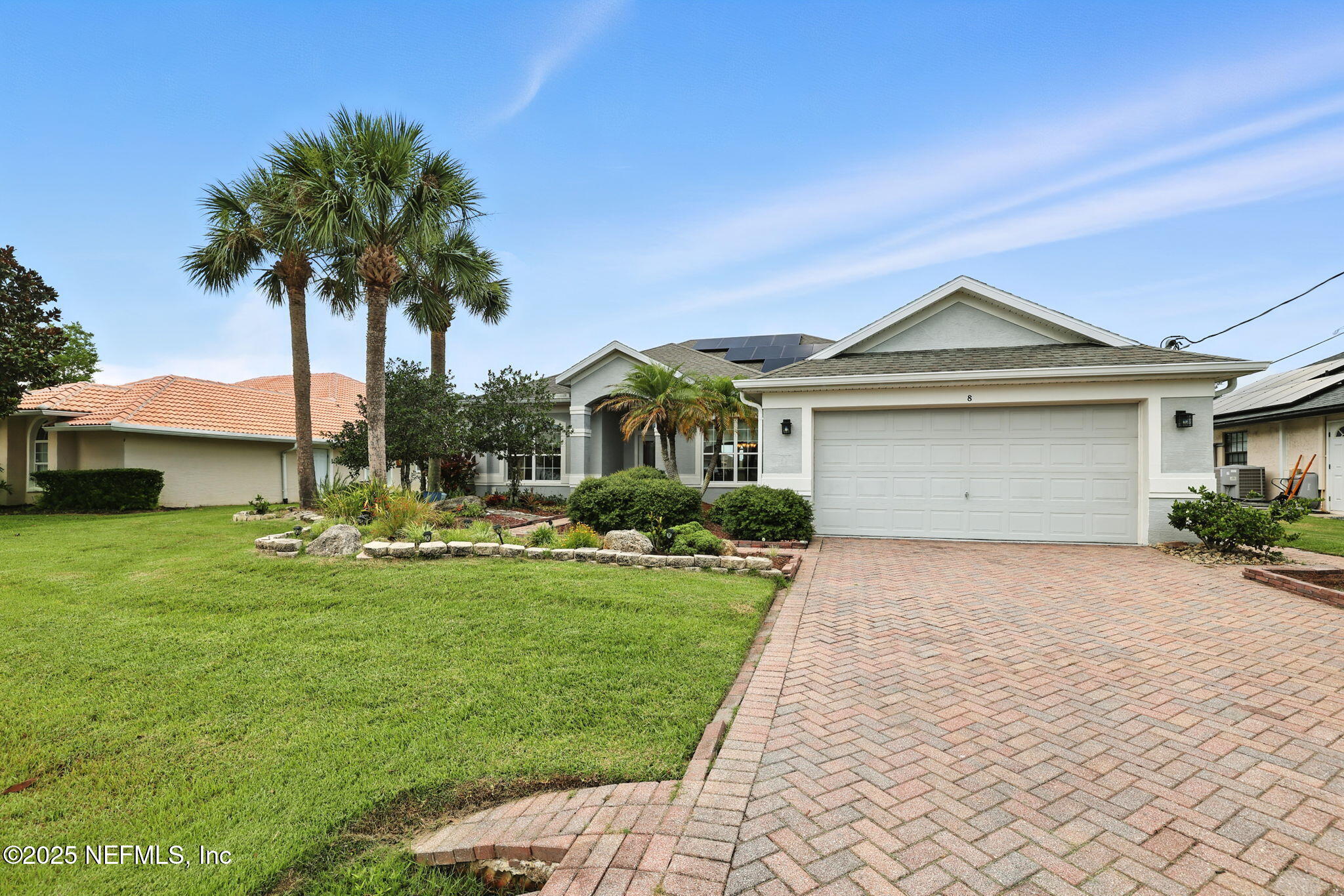 8 COLLINSON Court
