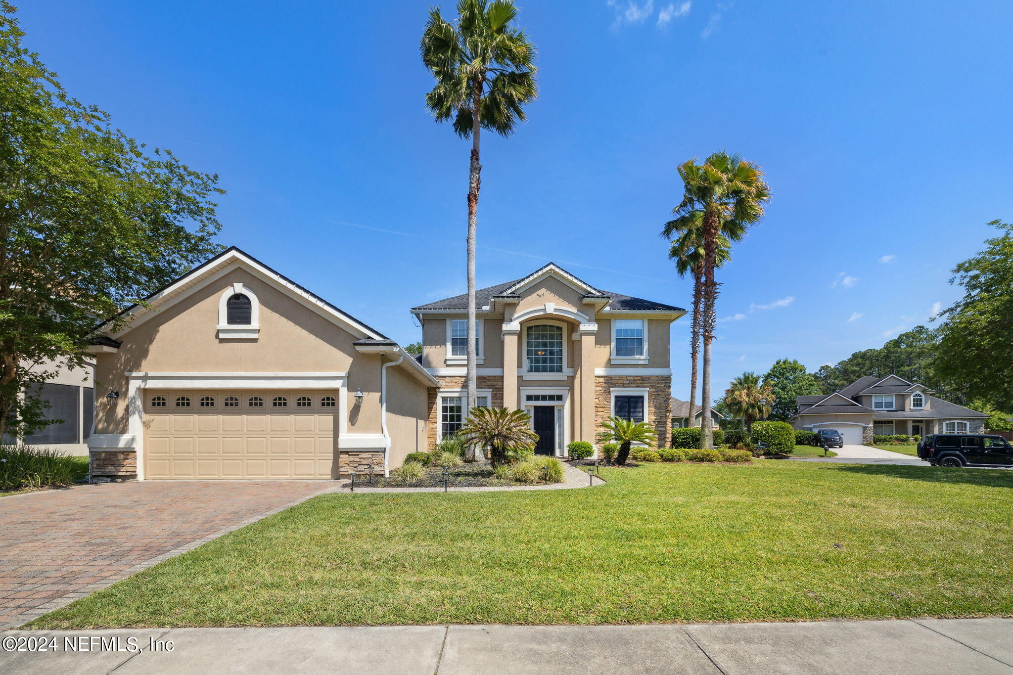 Jacksonville, FL home for sale located at 13919 Summer Breeze Drive, Jacksonville, FL 32218