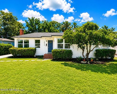 Photo of 4515 PINEWOOD Avenue, Jacksonville, FL 32207 (MLS # 2151104)